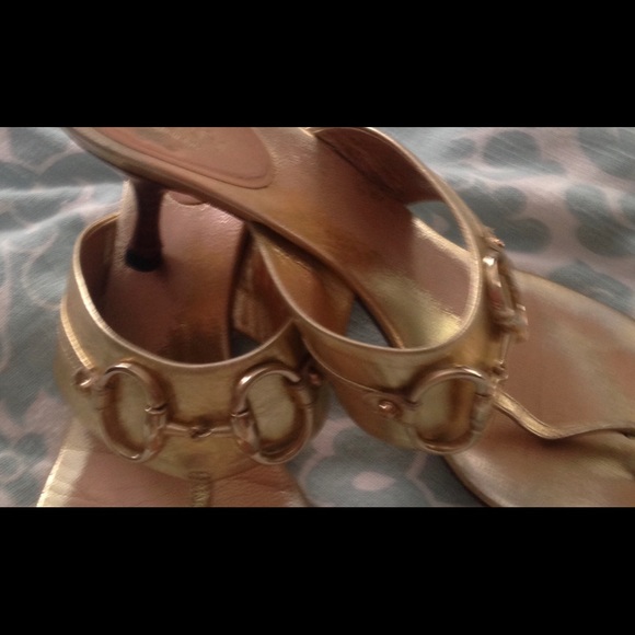 Gucci Shoes - Gold Gucci sandal